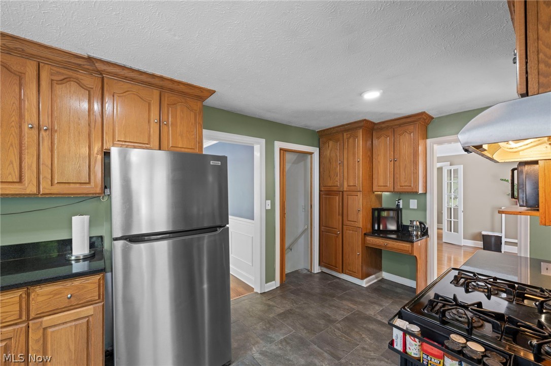 956 Englewood Road Cleveland Heights OH 44121