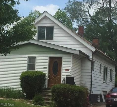 3906 Brookside Boulevard Cleveland OH 44111