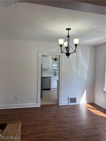 3906 Brookside Boulevard Cleveland OH 44111