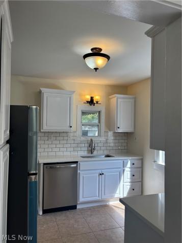 3906 Brookside Boulevard Cleveland OH 44111