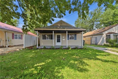 715 S Logan Street Elyria OH 44035
