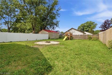 715 S Logan Street Elyria OH 44035