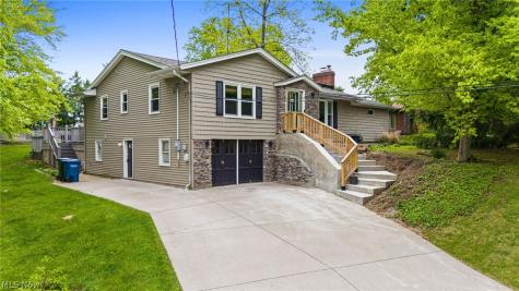 107 Hilltop Drive Amherst OH 44001