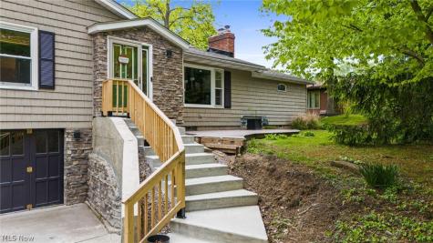 107 Hilltop Drive Amherst OH 44001