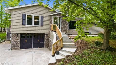 107 Hilltop Drive Amherst OH 44001