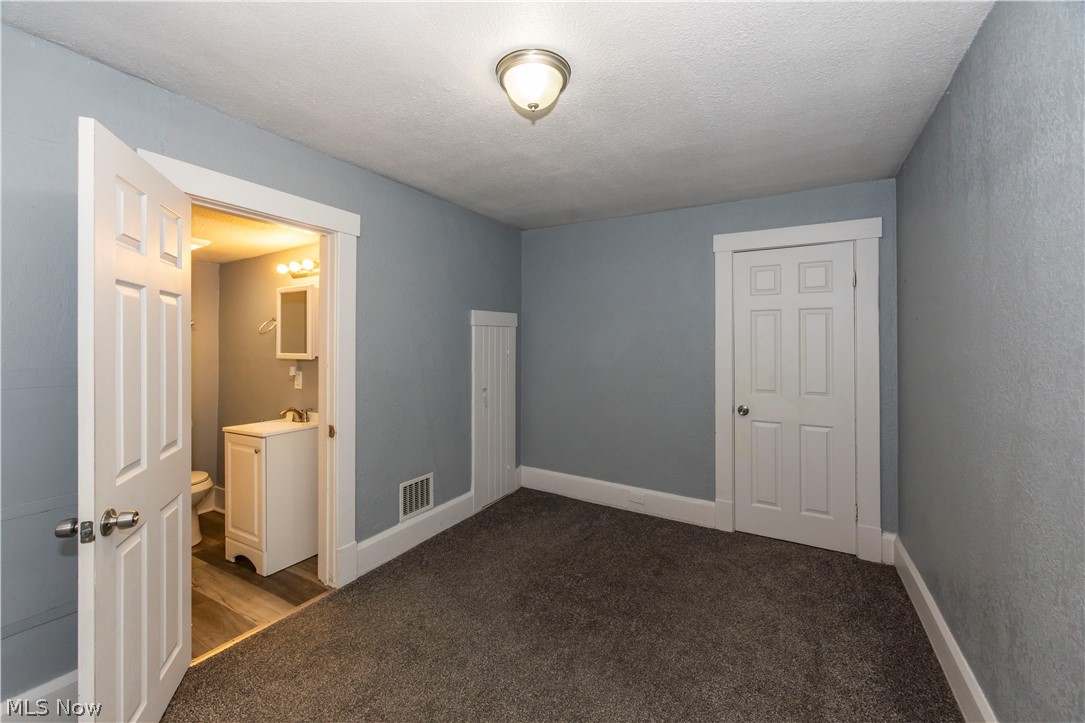 327 Schrock Place SW Canton OH 44647