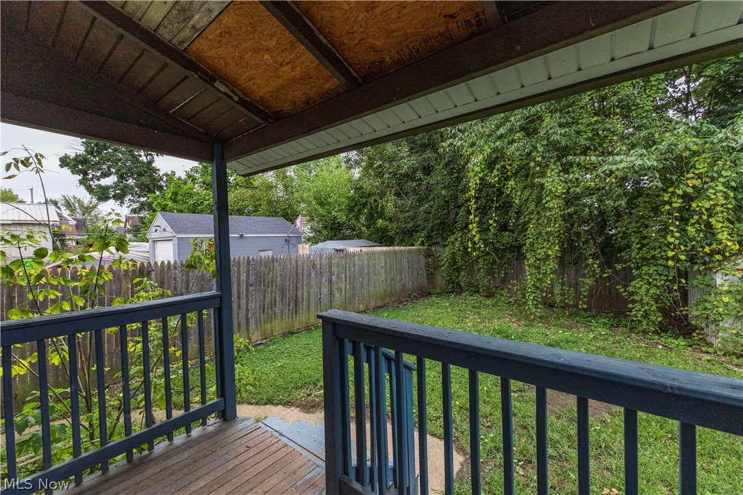 327 Schrock Place SW Canton OH 44647