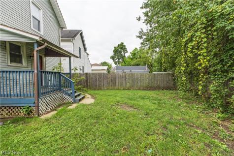327 Schrock Place SW Canton OH 44647