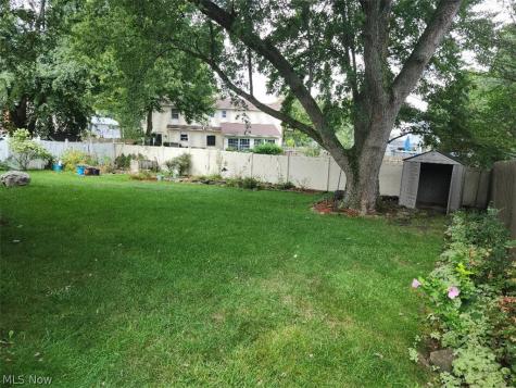 13670 Bennington Boulevard Middleburg Heights OH 44130