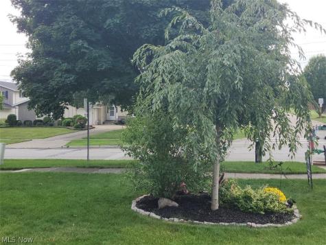 13670 Bennington Boulevard Middleburg Heights OH 44130