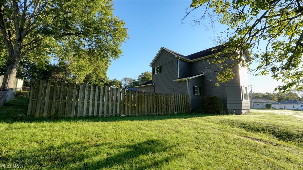 2249 Bishard Avenue Cambridge OH 43725