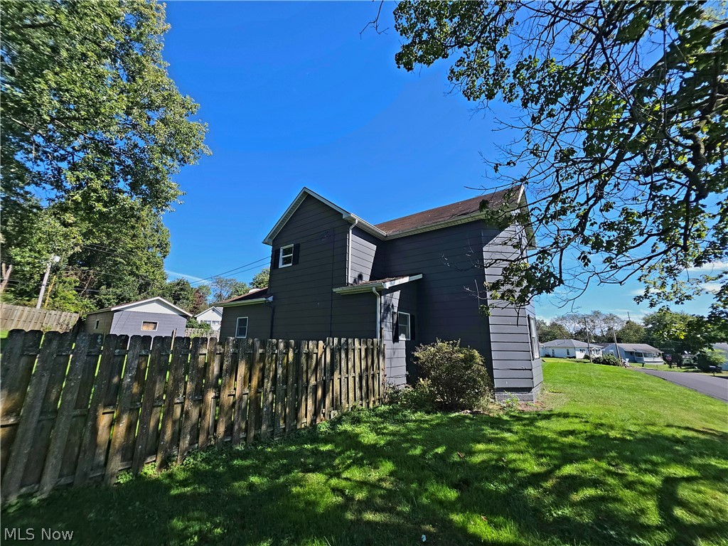 2249 Bishard Avenue Cambridge OH 43725