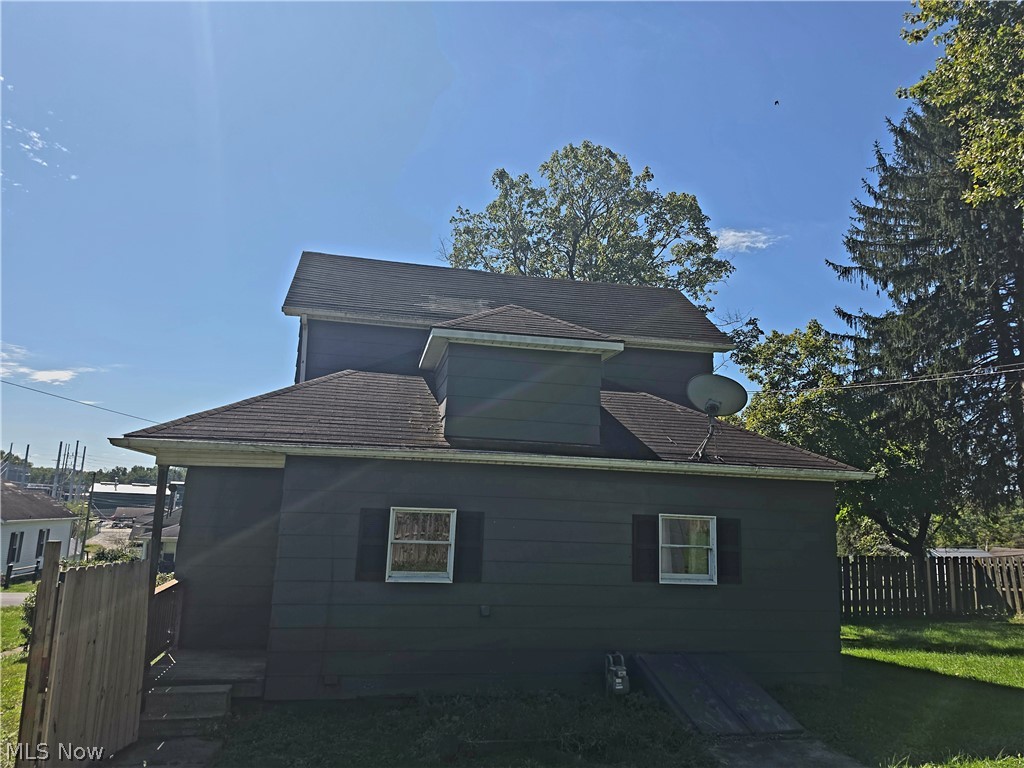 2249 Bishard Avenue Cambridge OH 43725