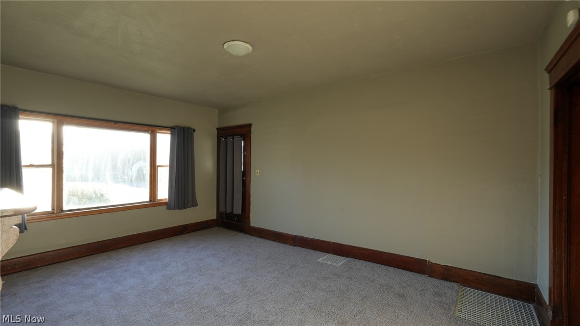 2249 Bishard Avenue Cambridge OH 43725