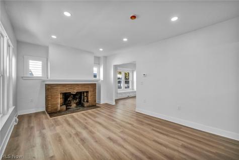 1351 Beach Avenue Lakewood OH 44107