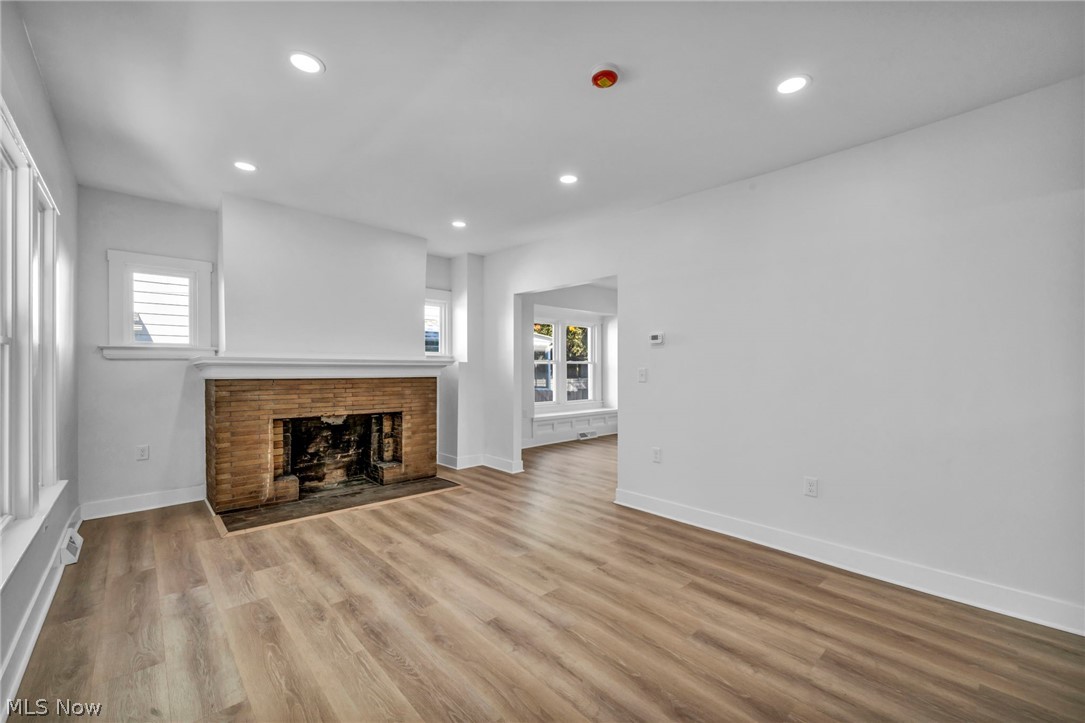 1351 Beach Avenue Lakewood OH 44107