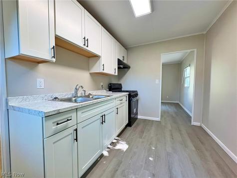 3742 Gary Avenue Lorain OH 44055