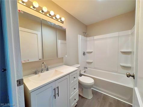 3742 Gary Avenue Lorain OH 44055