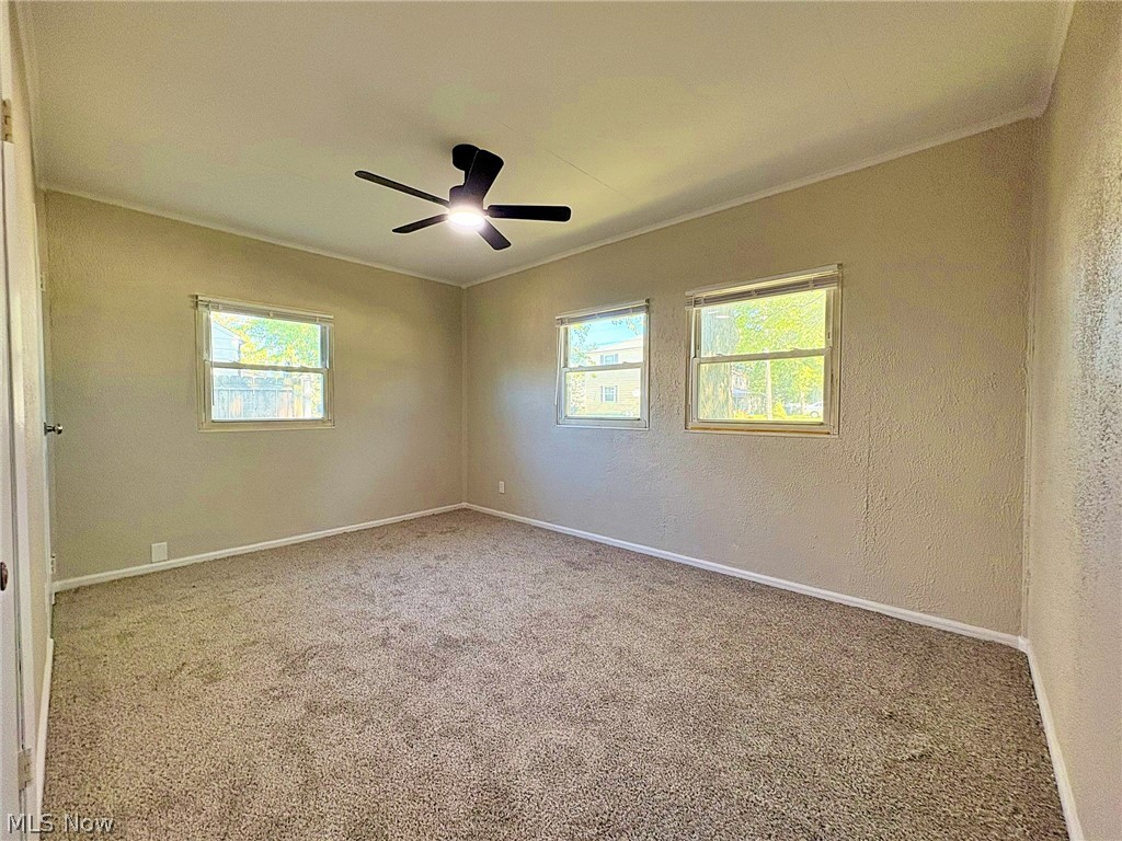 3742 Gary Avenue Lorain OH 44055