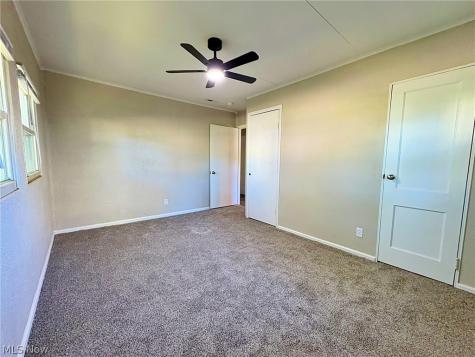 3742 Gary Avenue Lorain OH 44055