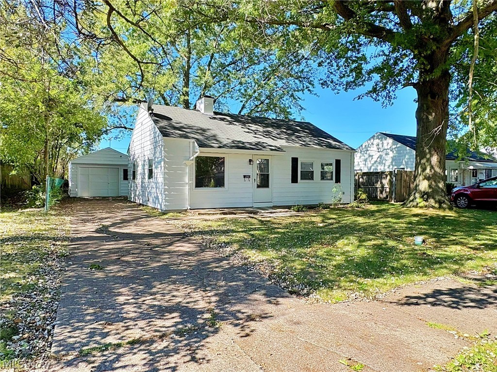 3742 Gary Avenue Lorain OH 44055