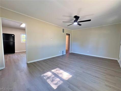 3742 Gary Avenue Lorain OH 44055