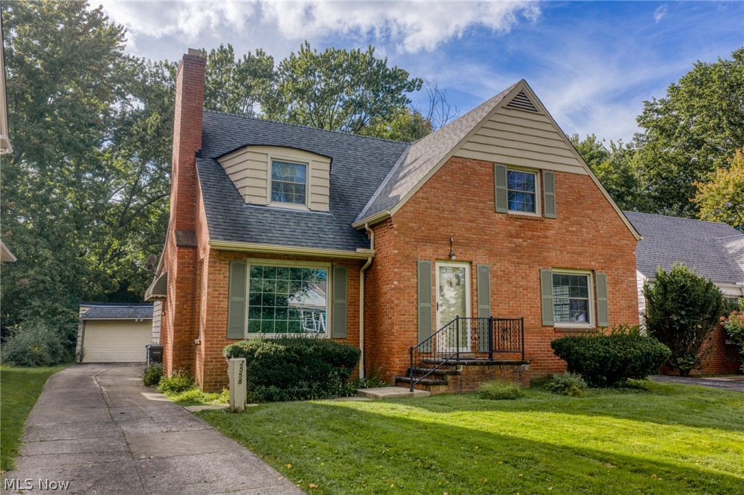 2558 Canterbury Road Cleveland Heights OH 44118