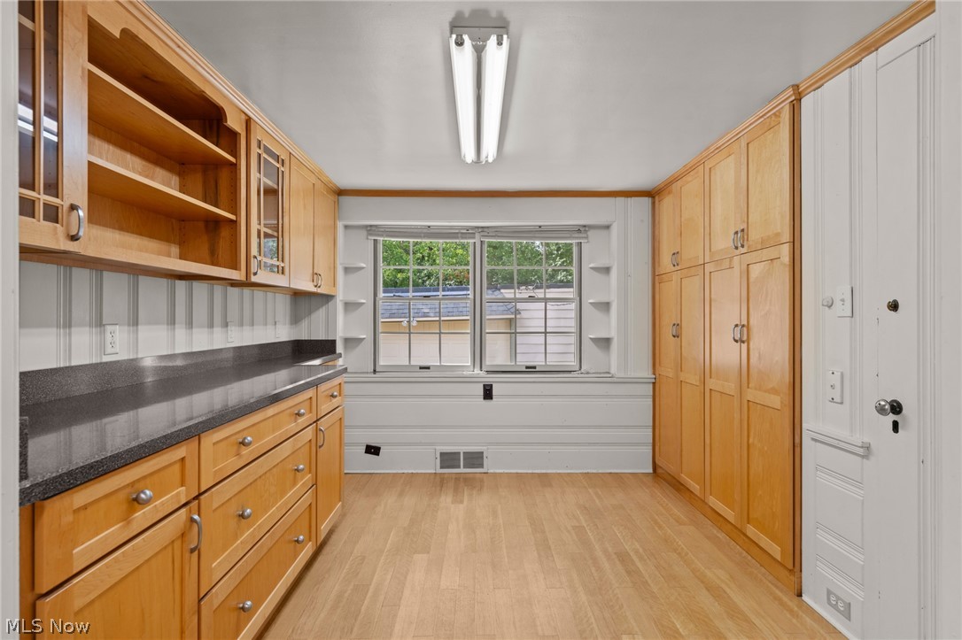 2558 Canterbury Road Cleveland Heights OH 44118