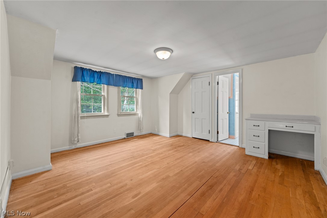 2558 Canterbury Road Cleveland Heights OH 44118