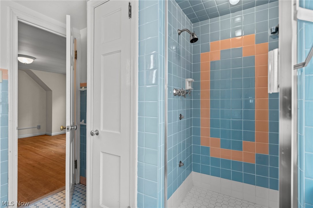 2558 Canterbury Road Cleveland Heights OH 44118