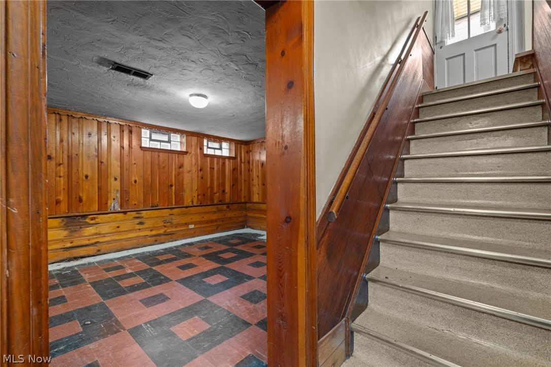 2558 Canterbury Road Cleveland Heights OH 44118