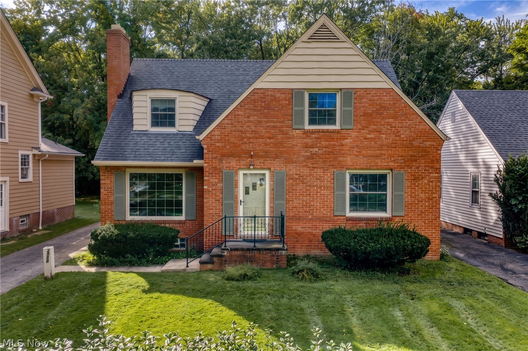 2558 Canterbury Road Cleveland Heights OH 44118