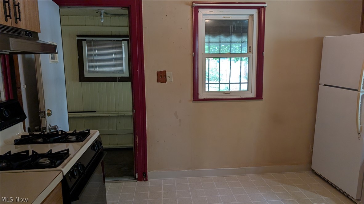 4164 W 50th Street Cleveland OH 44144