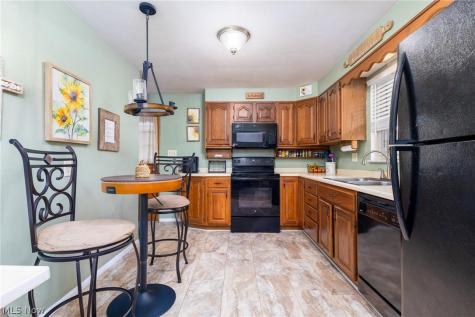 2532 Chestnut Street Steubenville OH 43952