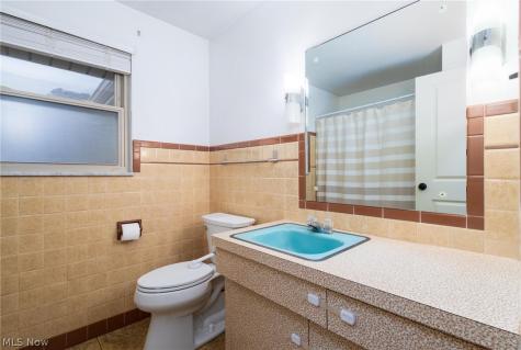 2532 Chestnut Street Steubenville OH 43952