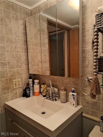 7 Westwoods Amherst OH 44001