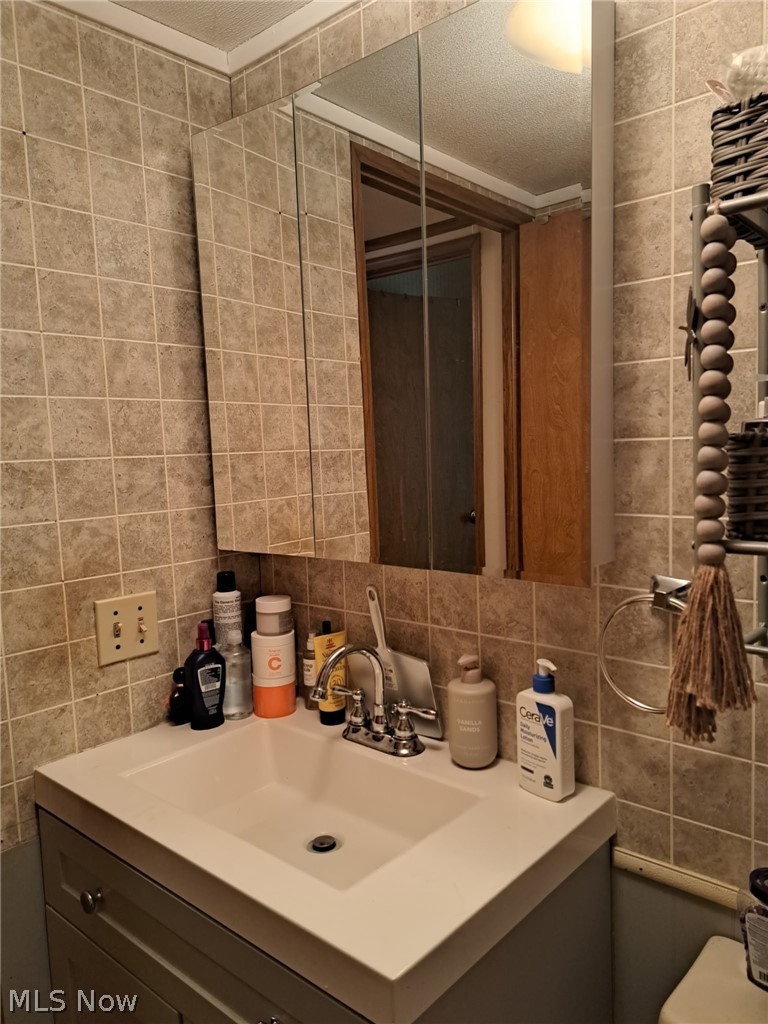 7 Westwoods Amherst OH 44001