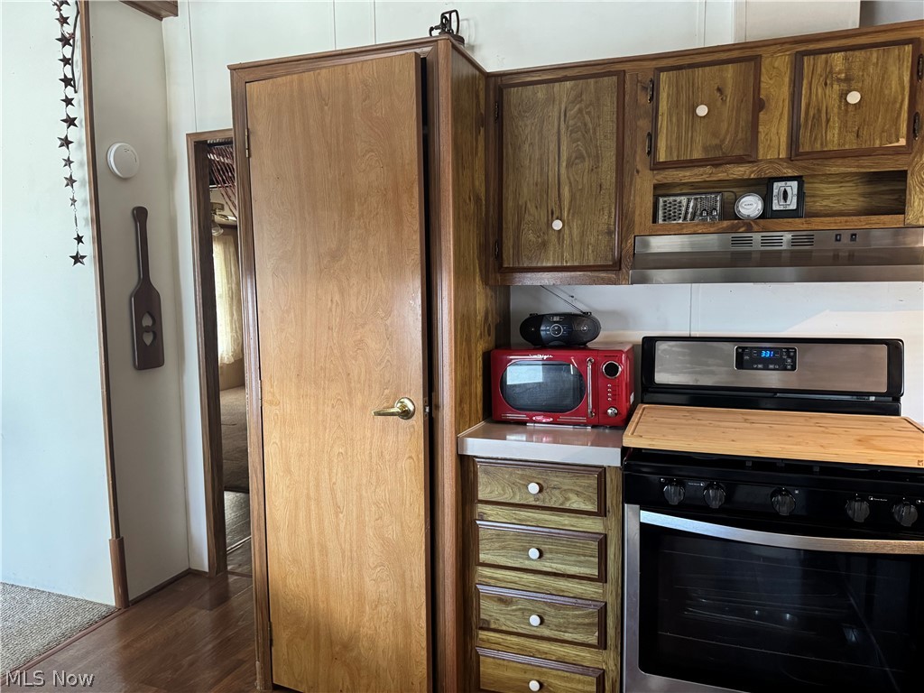 7 Westwoods Amherst OH 44001