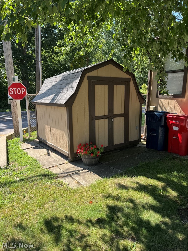 7 Westwoods Amherst OH 44001