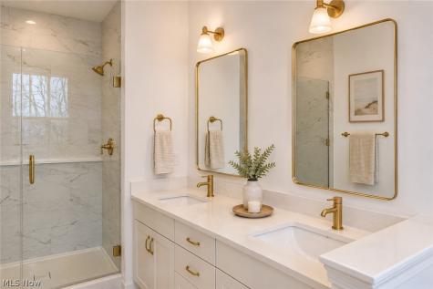 464 Bordeaux Boulevard Broadview Heights OH 44147