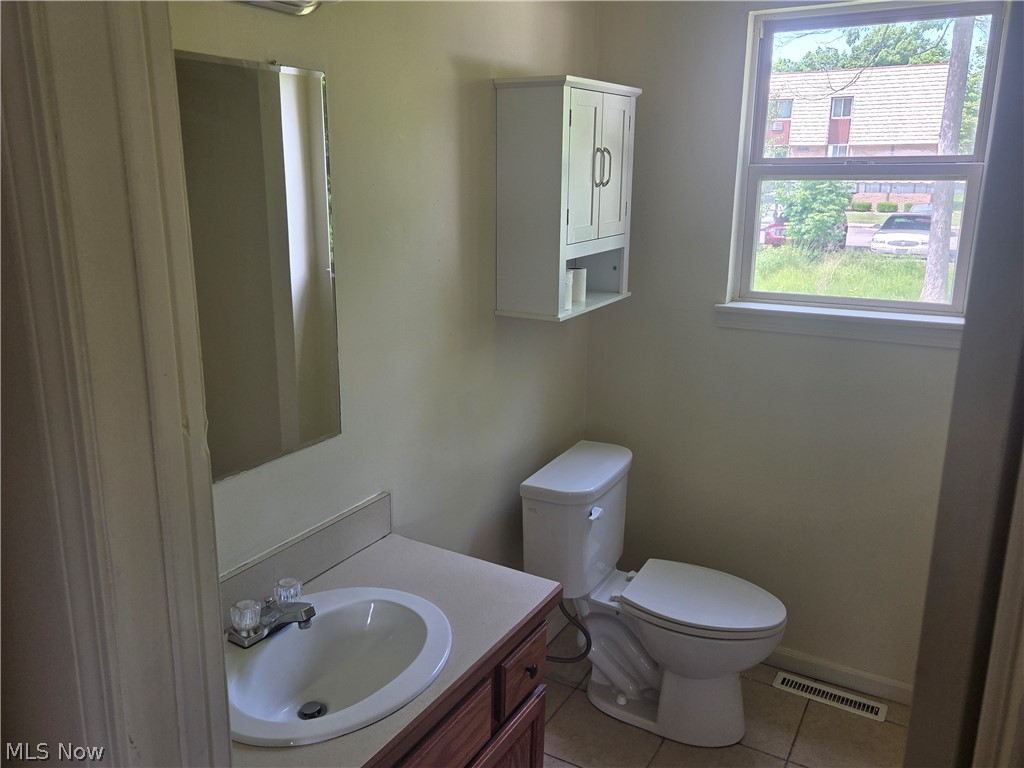 4852 Shadow Oak Drive Youngstown OH 44515