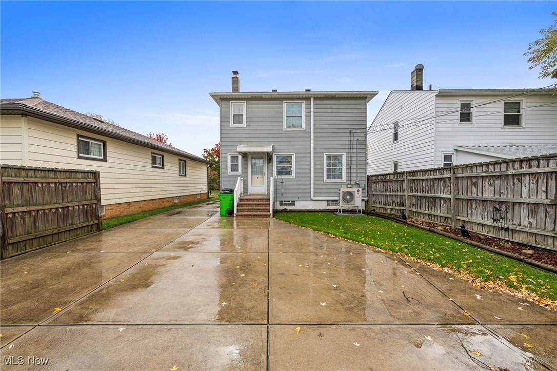 33 William Street Bedford OH 44146