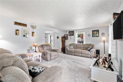 7919 Windbur Circle NW North Canton OH 44720