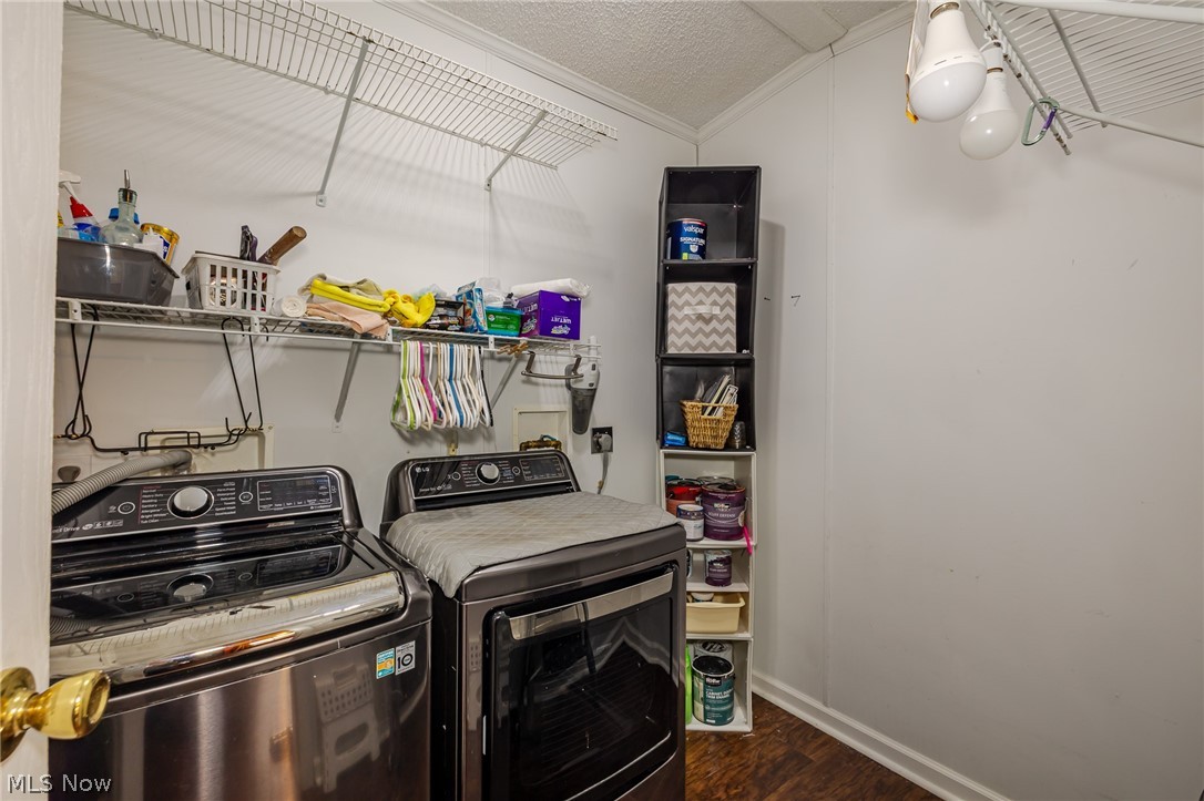 140 Luxor Lane Amherst OH 44001