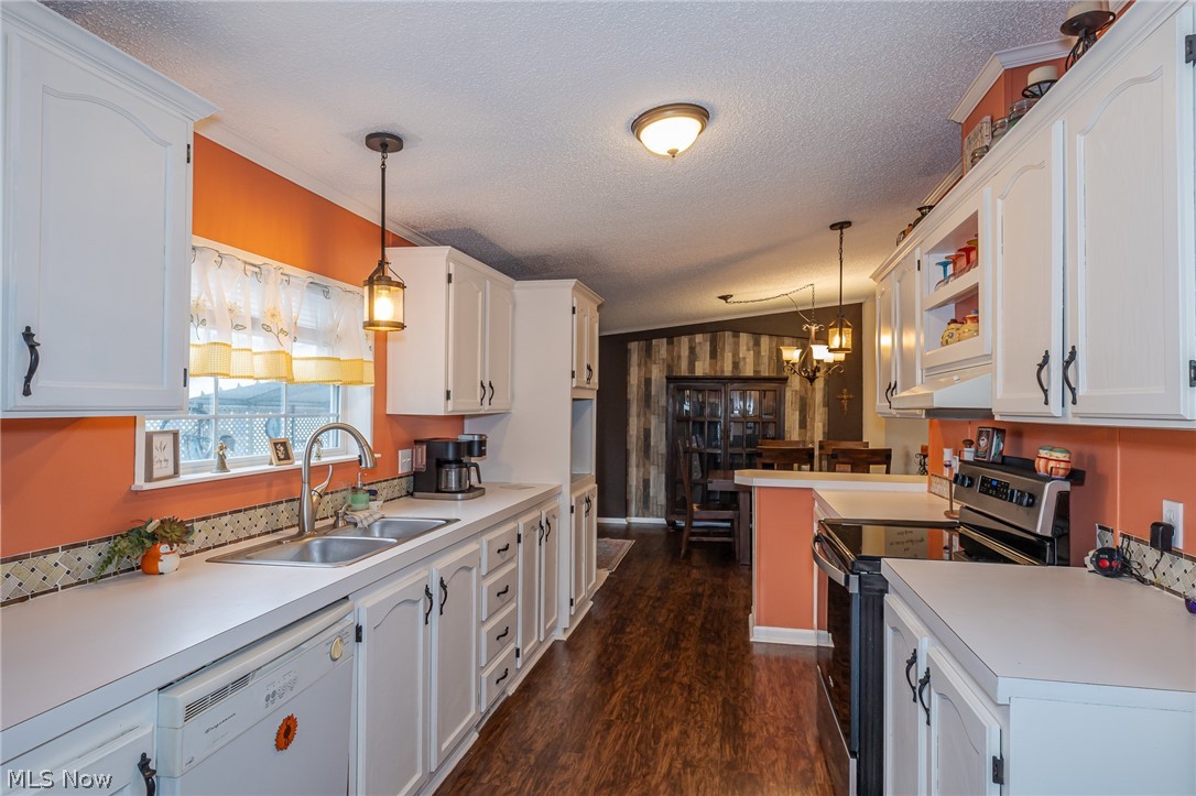 140 Luxor Lane Amherst OH 44001