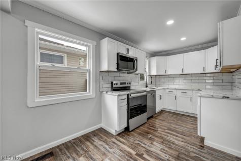23928 Knickerbocker Road Bay Village OH 44140