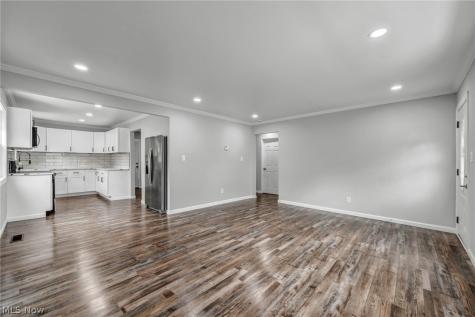 23928 Knickerbocker Road Bay Village OH 44140