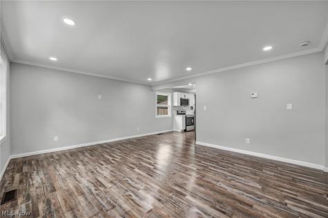 23928 Knickerbocker Road Bay Village OH 44140