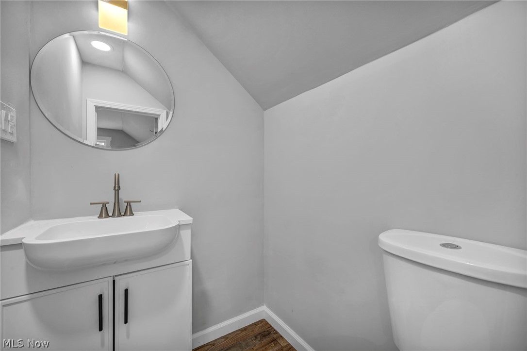23928 Knickerbocker Road Bay Village OH 44140