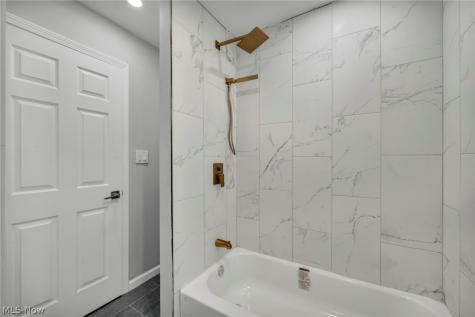 23928 Knickerbocker Road Bay Village OH 44140